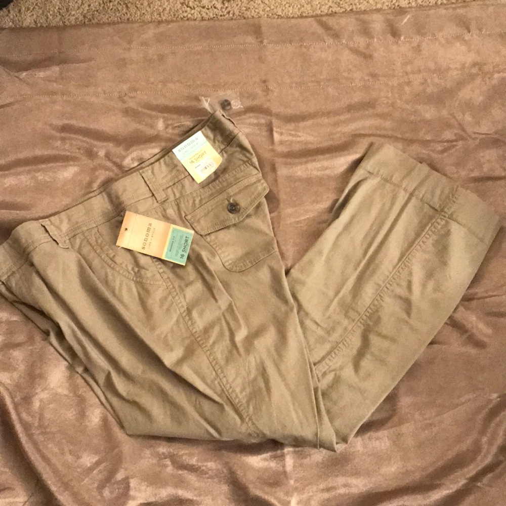 NWT Sonoma Khaki modern fit boot cut pant